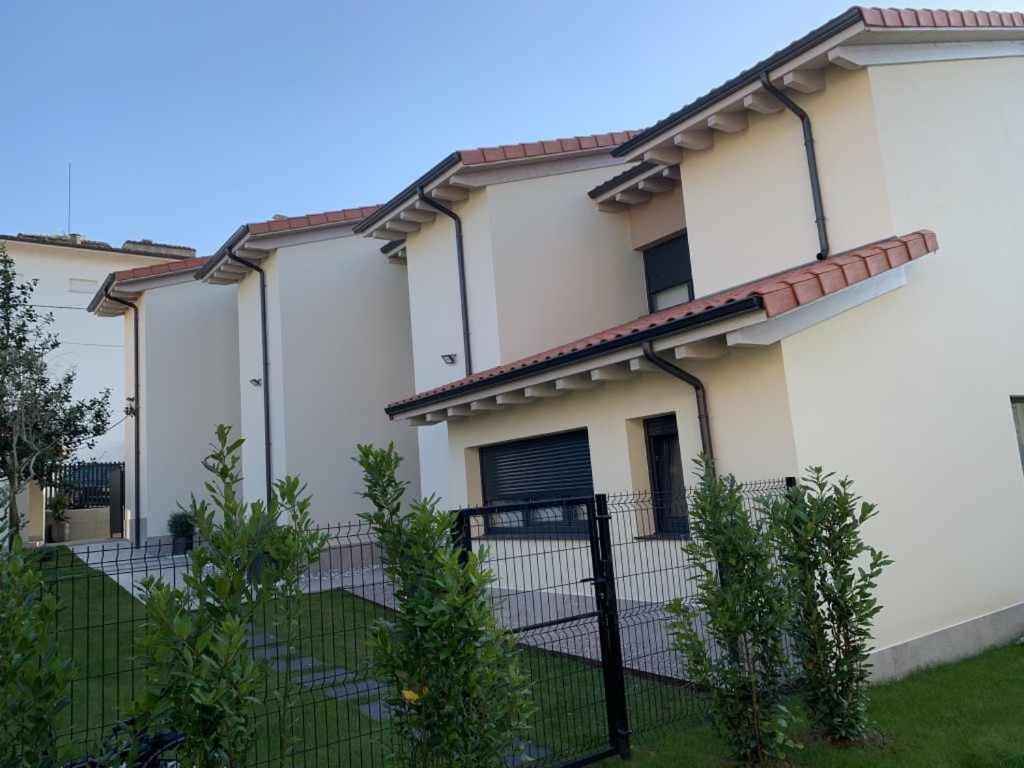 Adosadoduplex Marea Baja 3 Zona Playa Ideal Familias Parejas Y Amigos Llanes Exterior photo